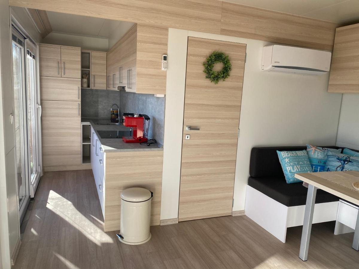 Amore Del Mare, Seaside Family Pace, Free Parking And Wifi In Camp Dalmatino Drage Bagian luar foto